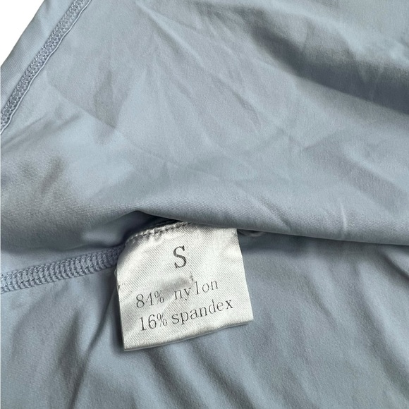 Yes Fit YF Active Light Blue Running Gym Workout Tank Shirt Open Back Small - Picture 5 of 7